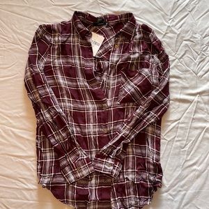 NWT Forever 21 plaid button down long sleeve shirt, size s